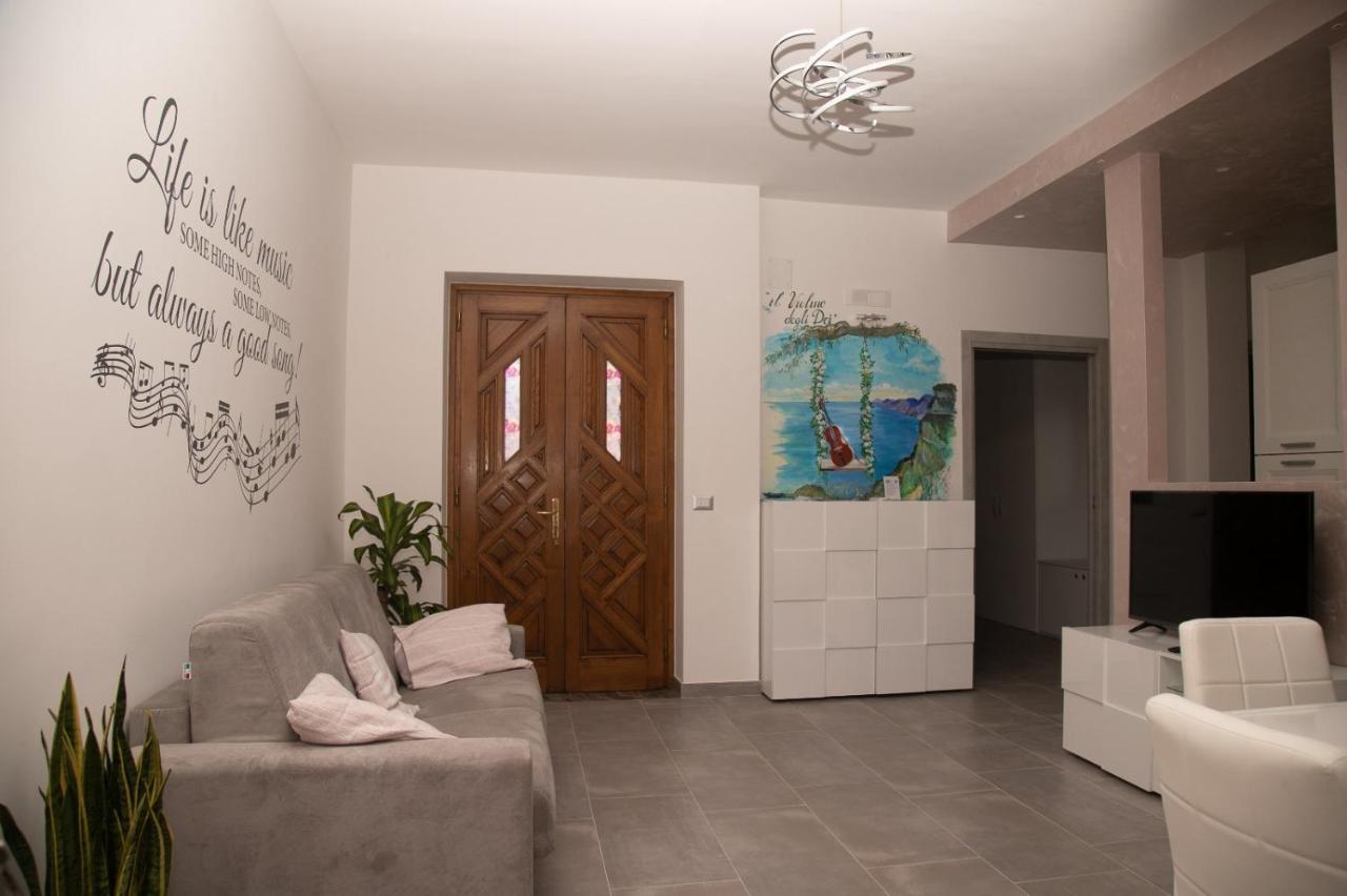 Il Violino Degli Dei Holiday House อาเจโรลา ภายนอก รูปภาพ